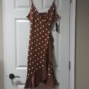Lulu's brown and white polka dot wrap dress Size M